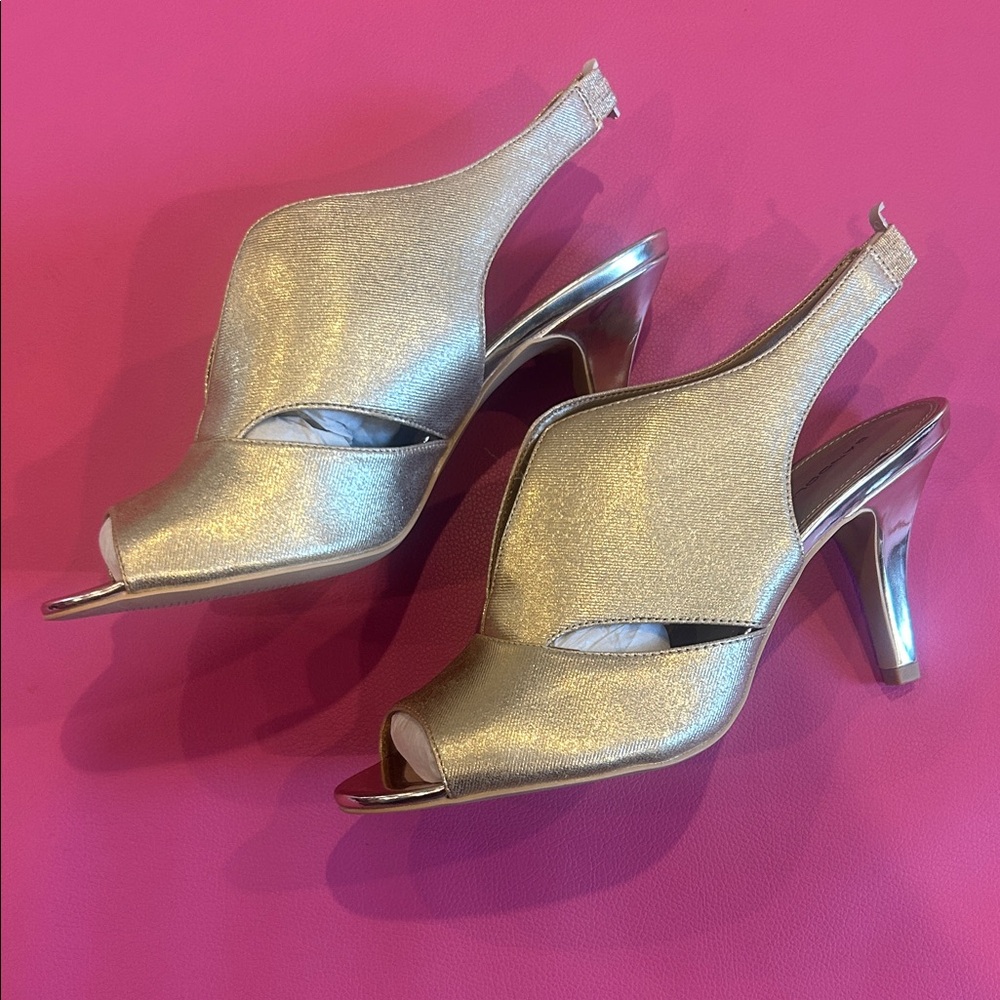 Bandolino Gold Peep-Toe Slingback Heels - Size 9